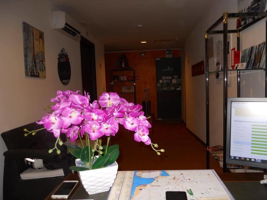 Catania Crossing B&B - Rooms & Comforts Екстериор снимка